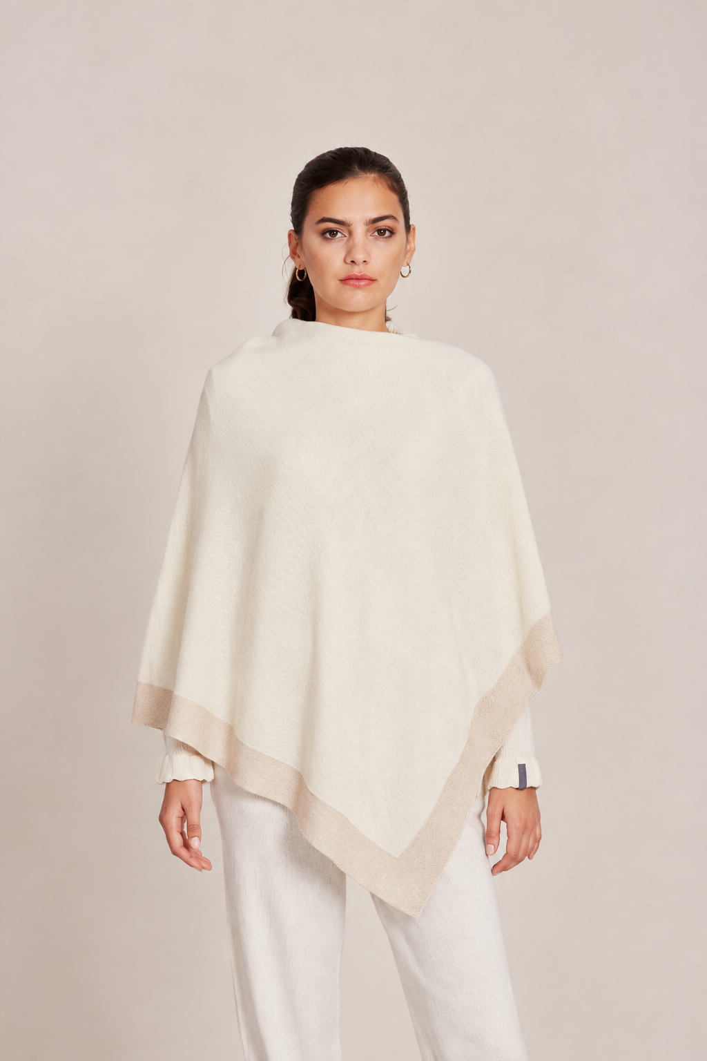 Poncho CCII - Cremeweiß
